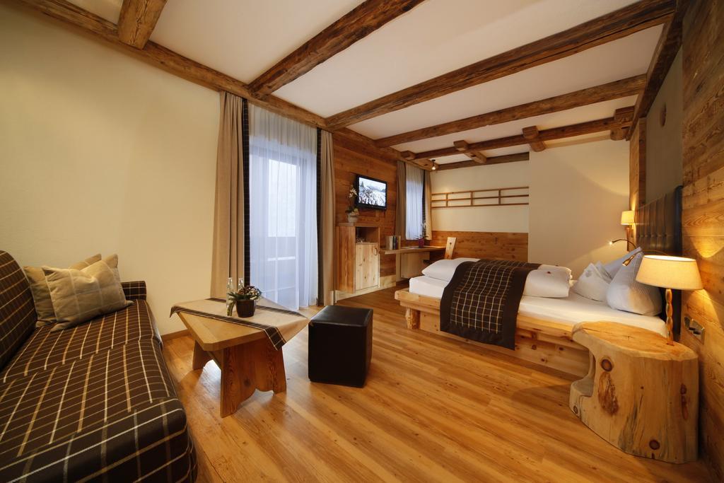 רידאנה Hotel Plunhof מראה חיצוני תמונה